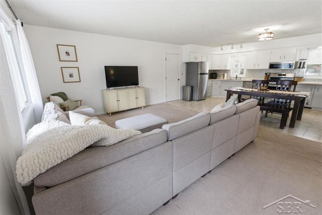 3908 Nottingham Terrace, Midland, MI 48642