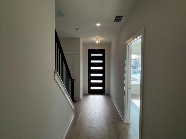 200 W 56th ST 5101, Austin, TX 78751