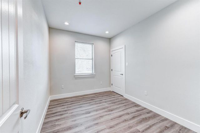 2906 Berry Road 8, Houston, TX 77093