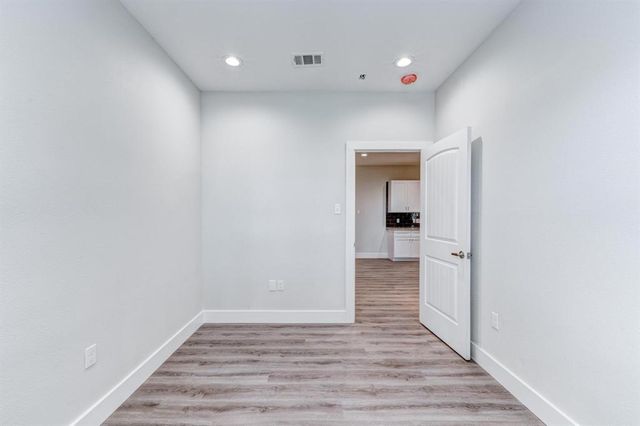 2906 Berry Road 8, Houston, TX 77093