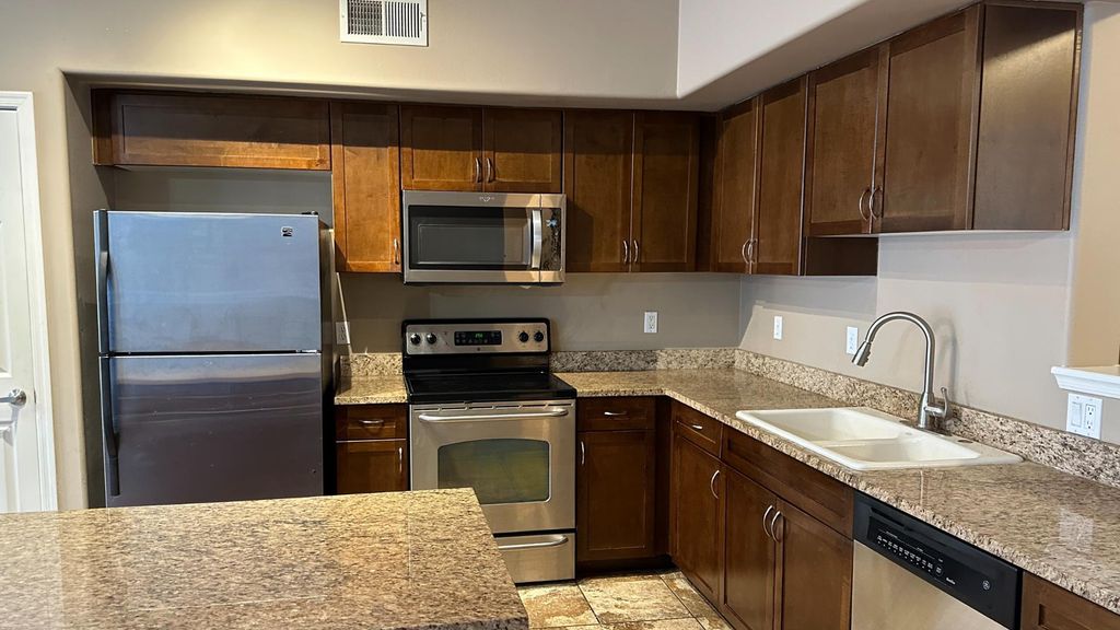 1920 E Bell Road 1140, Phoenix, AZ 85022