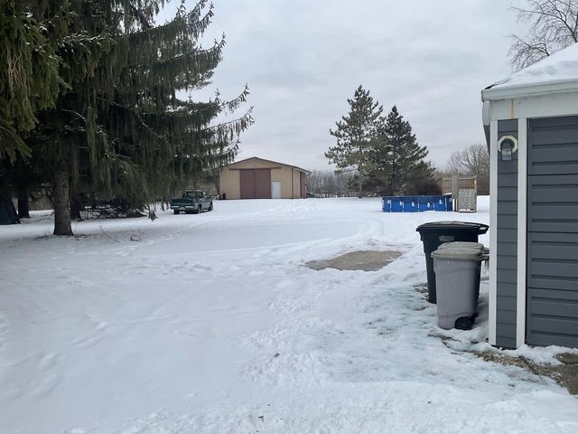 W242N4251 Swan ROAD, Pewaukee, WI 53072