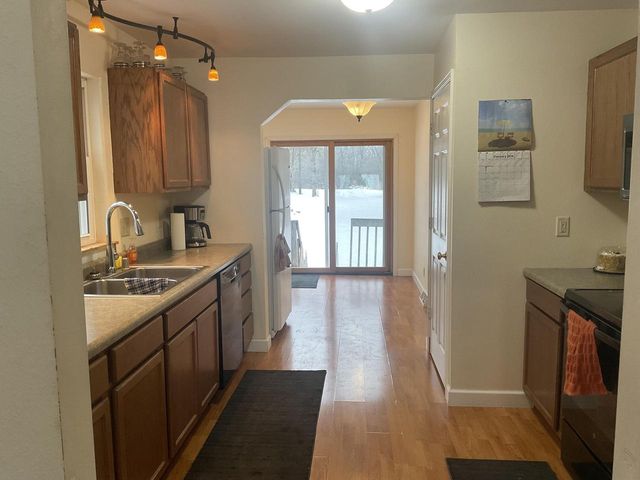 W242N4251 Swan ROAD, Pewaukee, WI 53072