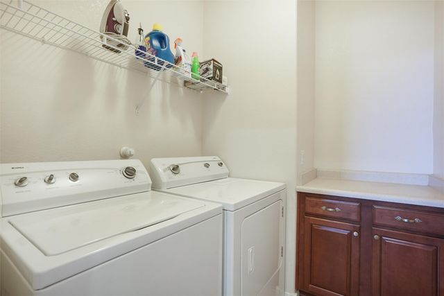 4328 Santo Domingo A, Santa Fe, NM 87507