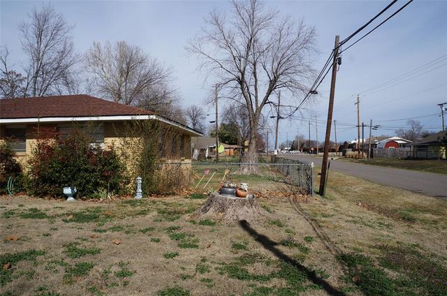 301 W Meek Street, Wayne, OK 73095
