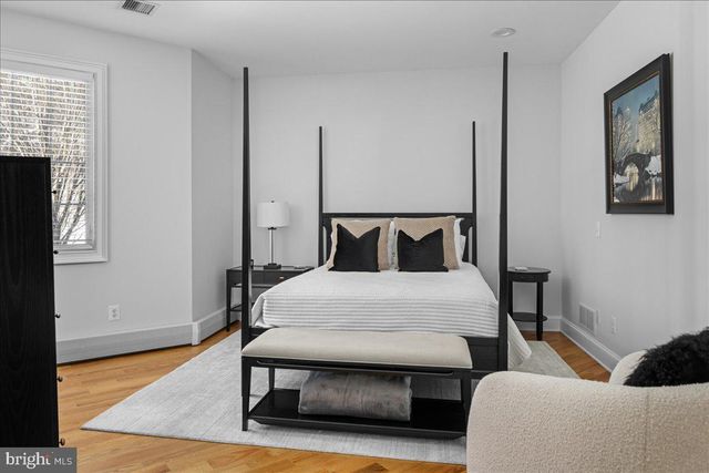 2 CEDAR LN, Erwinna, PA 18920