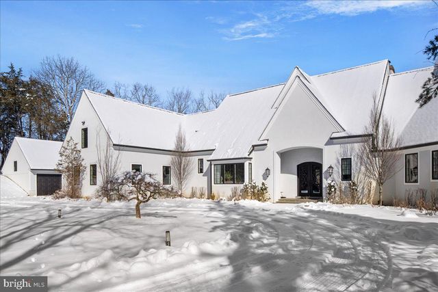 2 CEDAR LN, Erwinna, PA 18920