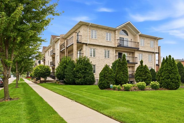 9400 S 79th Avenue 2E, Hickory Hills, IL 60457