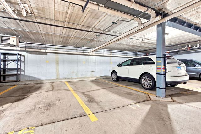 9400 S 79th Avenue 2E, Hickory Hills, IL 60457
