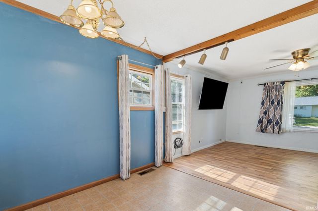 2429 Hazelwood Avenue, Fort Wayne, IN 46805