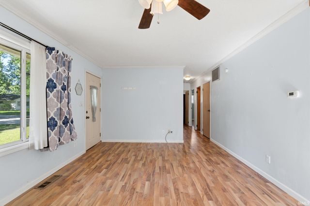 2429 Hazelwood Avenue, Fort Wayne, IN 46805