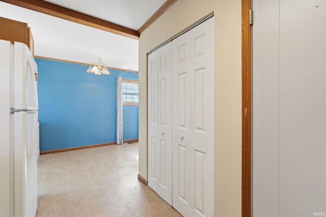 2429 Hazelwood Avenue, Fort Wayne, IN 46805