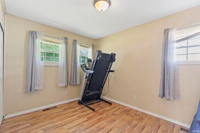 2429 Hazelwood Avenue, Fort Wayne, IN 46805