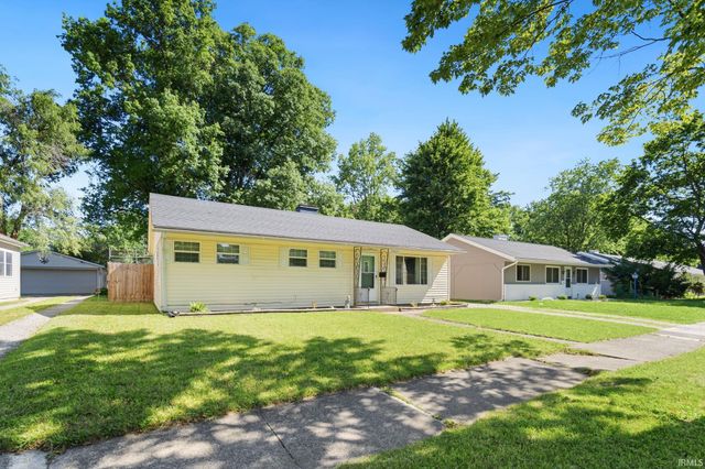 2429 Hazelwood Avenue, Fort Wayne, IN 46805