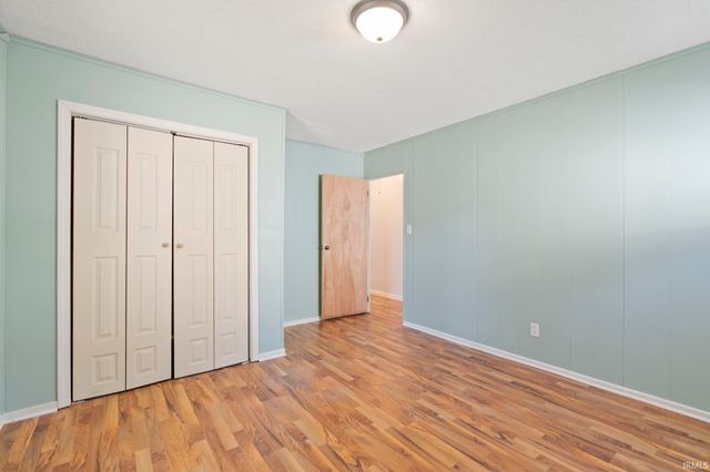 2429 Hazelwood Avenue, Fort Wayne, IN 46805
