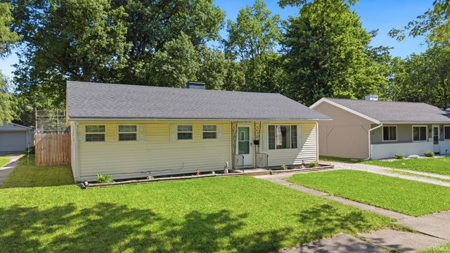 2429 Hazelwood Avenue, Fort Wayne, IN 46805