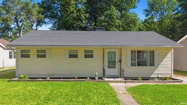 2429 Hazelwood Avenue, Fort Wayne, IN 46805