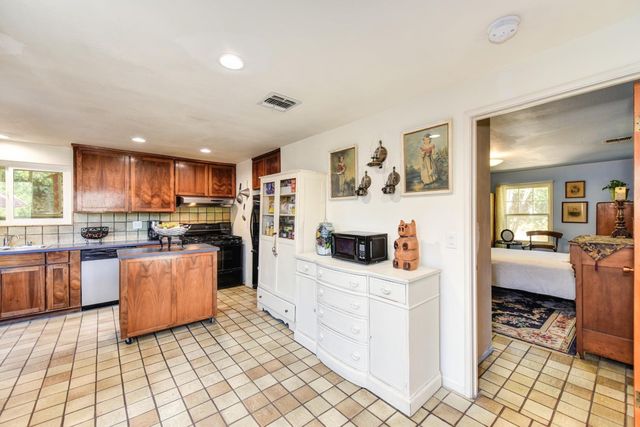 636 Canal St, Placerville, CA 95667