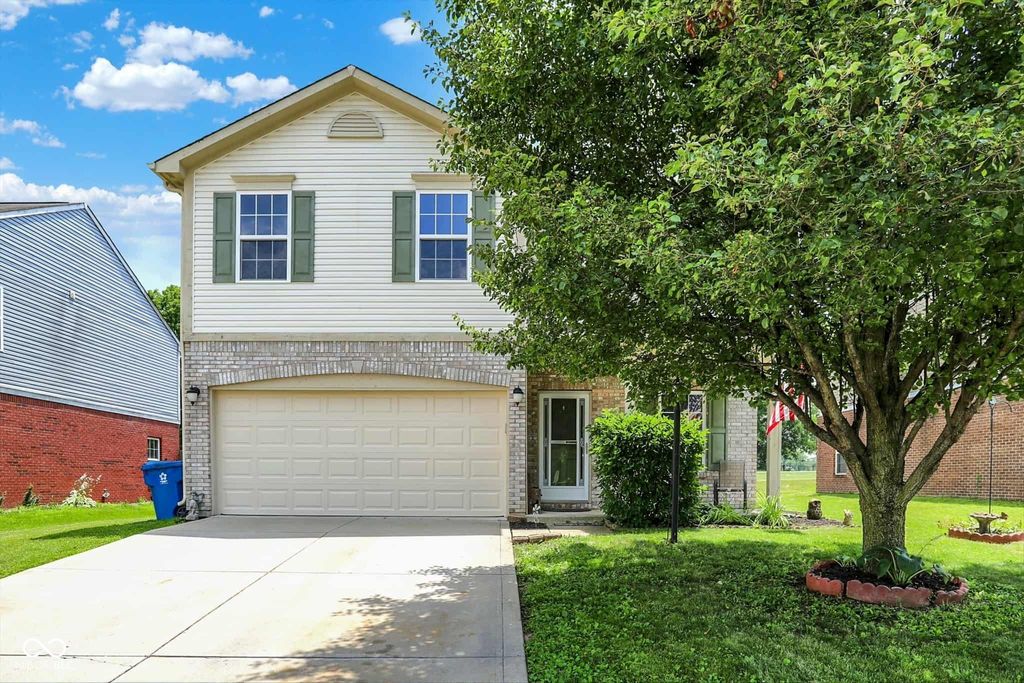 5841 Sable Drive, Indianapolis, IN 46221