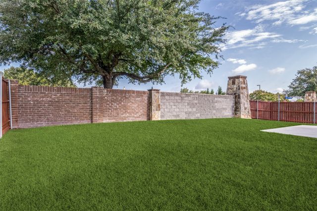 701 Buck Drive, Fate, TX 75087