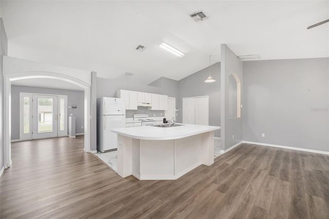 20 PINE COURT LOOP, Ocala, FL 34472