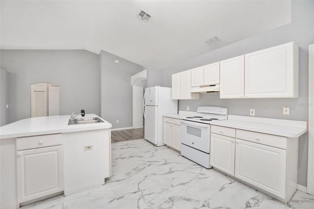 20 PINE COURT LOOP, Ocala, FL 34472