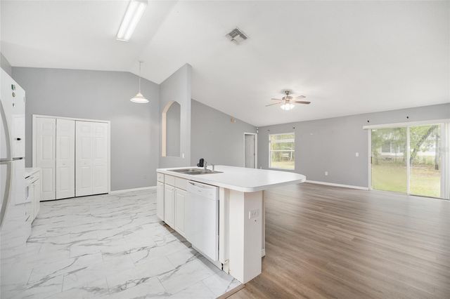20 PINE COURT LOOP, Ocala, FL 34472