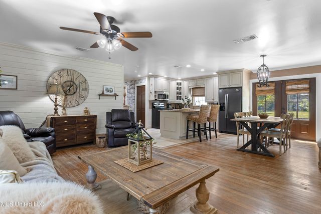 23 48th Street, Gulfport, MS 39507