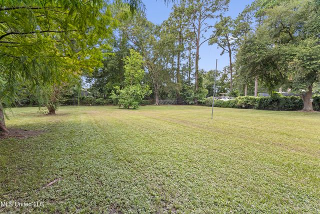 23 48th Street, Gulfport, MS 39507