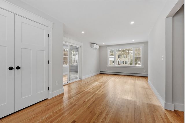 525 Lindell Ave, Leominster, MA 01453