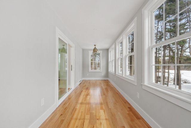 525 Lindell Ave, Leominster, MA 01453