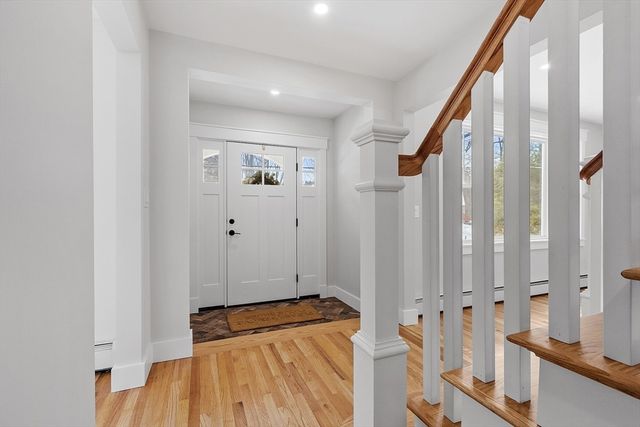 525 Lindell Ave, Leominster, MA 01453