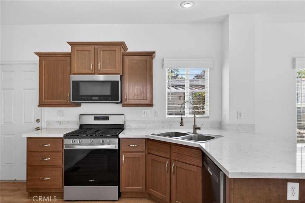 Image 13 of property listing at 520 Pine Avenue 55, Goleta, CA 93117