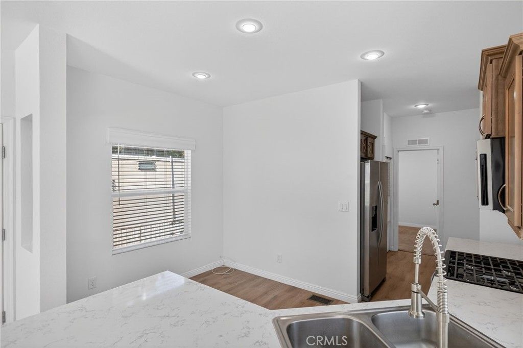 Image 17 of property listing at 520 Pine Avenue 55, Goleta, CA 93117