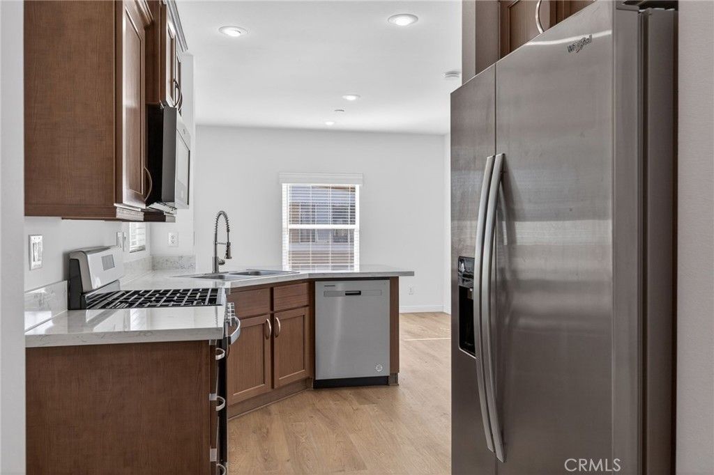 Image 18 of property listing at 520 Pine Avenue 55, Goleta, CA 93117