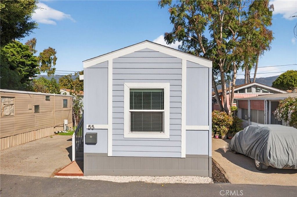 Image 2 of property listing at 520 Pine Avenue 55, Goleta, CA 93117