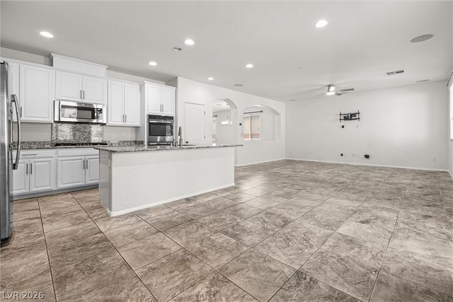 7349 Merimack Oaks Street, Las Vegas, NV 89166