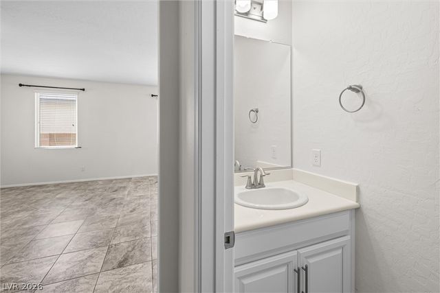 7349 Merimack Oaks Street, Las Vegas, NV 89166