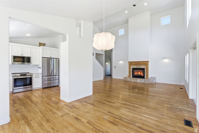 9664 E 400 S, Huntsville, UT 84317