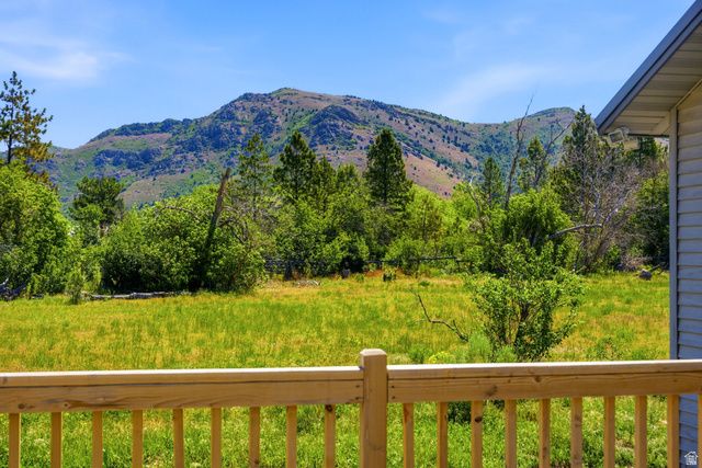 9664 E 400 S, Huntsville, UT 84317