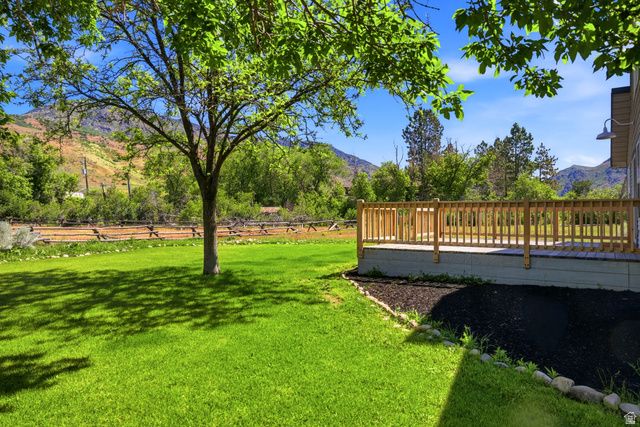 9664 E 400 S, Huntsville, UT 84317
