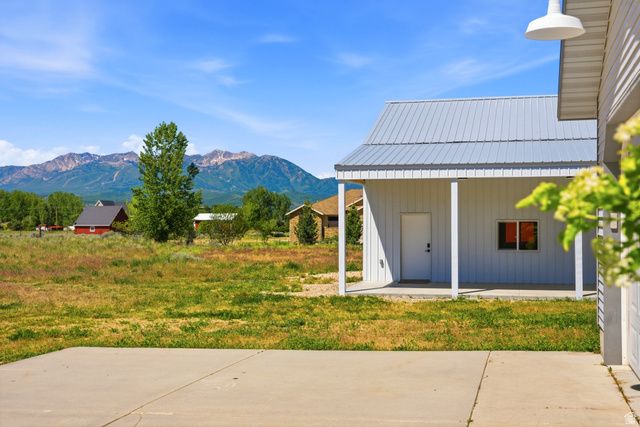 9664 E 400 S, Huntsville, UT 84317