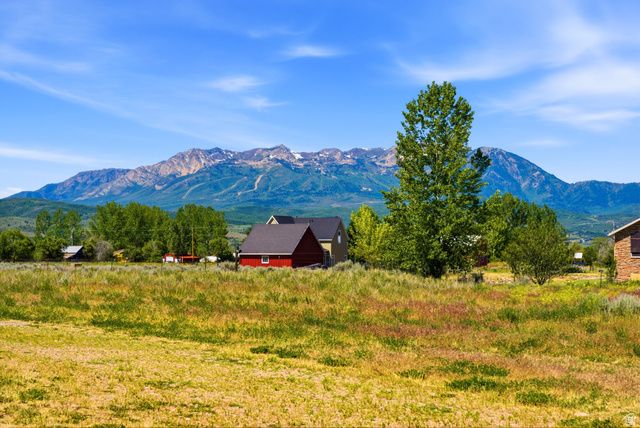 9664 E 400 S, Huntsville, UT 84317