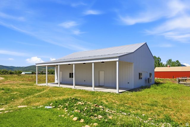 9664 E 400 S, Huntsville, UT 84317