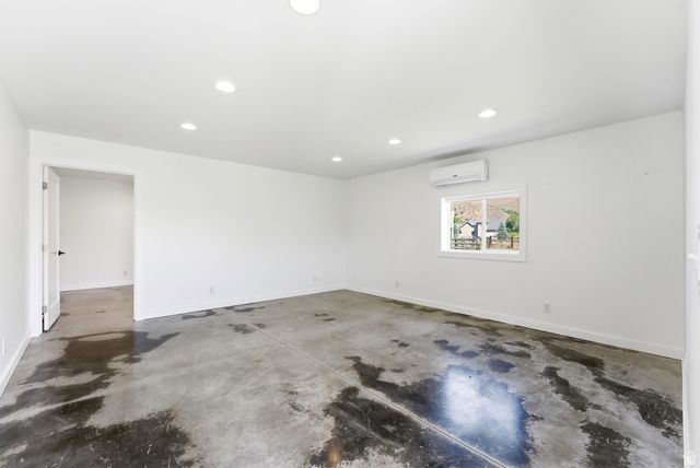 9664 E 400 S, Huntsville, UT 84317