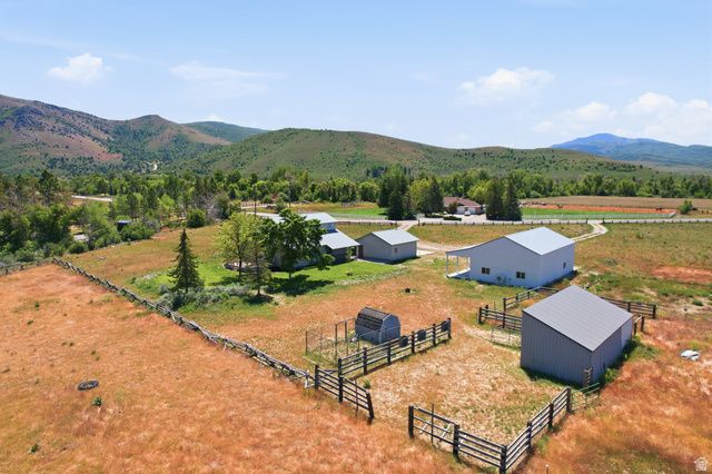 9664 E 400 S, Huntsville, UT 84317