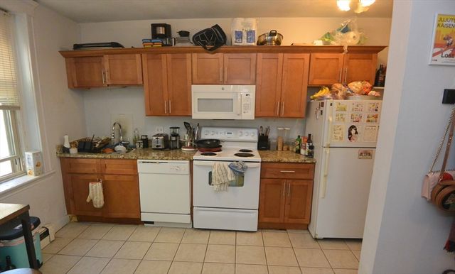 24 Ransom Rd 6, Boston, MA 02135