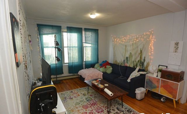 24 Ransom Rd 6, Boston, MA 02135