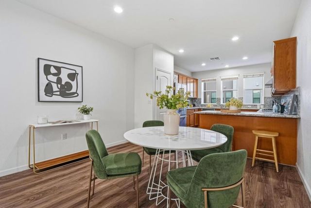 2755 Ball Place 2, Santa Clara, CA 95051