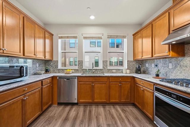 2755 Ball Place 2, Santa Clara, CA 95051